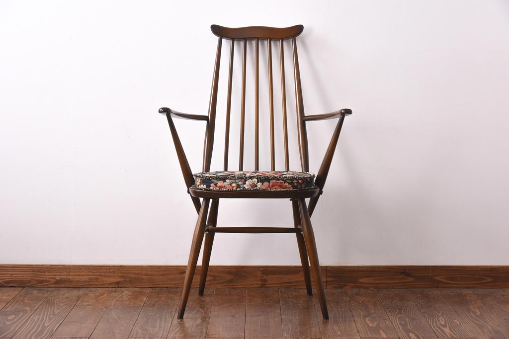 ヴィンテージ家具　イギリスビンテージ　ERCOL(アーコール)　ゴールドスミス　凛とした佇まいのクッション付きアームチェア(椅子)(1)