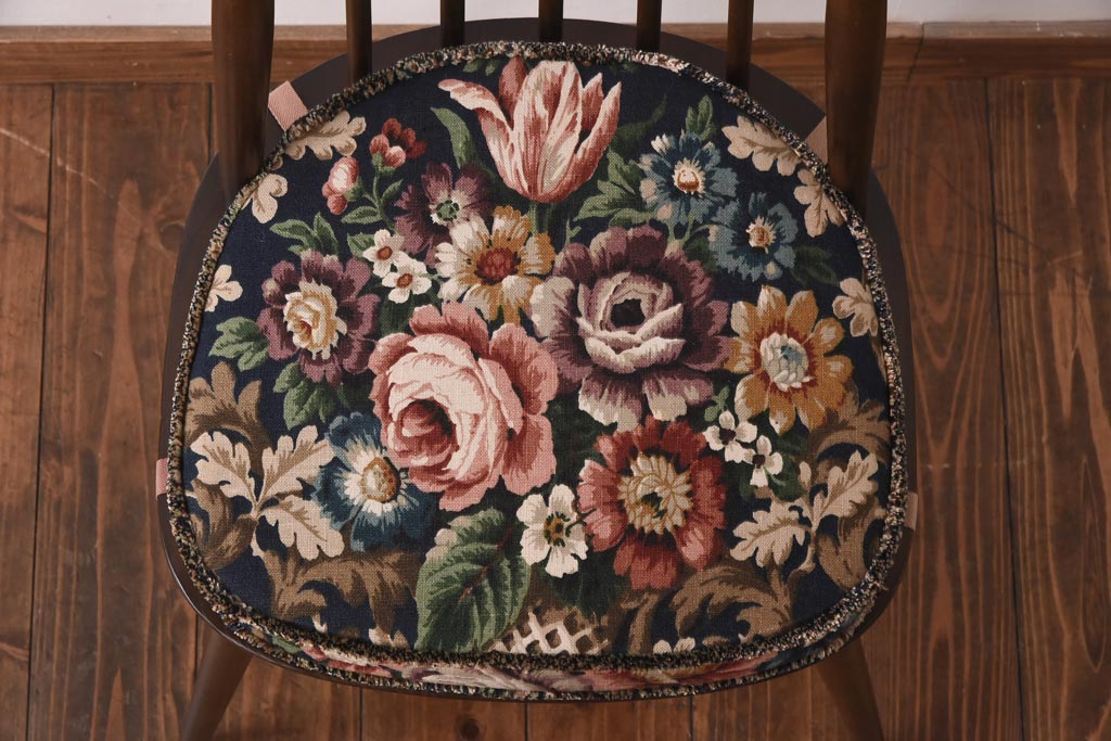 ヴィンテージ家具　イギリスビンテージ　ERCOL(アーコール)　ゴールドスミス　クッション付きダイニングチェア(椅子)(2)