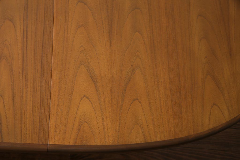 G-PLAN(ジープラン) 北欧家具　チーク材　美しい木目を楽しめるシンプルなエクステンションテーブル