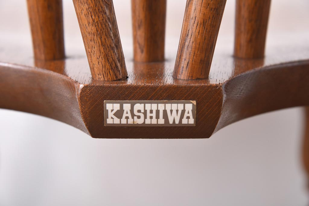 中古　ビンテージカシワ(柏木工、KASHIWA)　スポークのデザインがおしゃれなナラ材製のチェア(椅子)