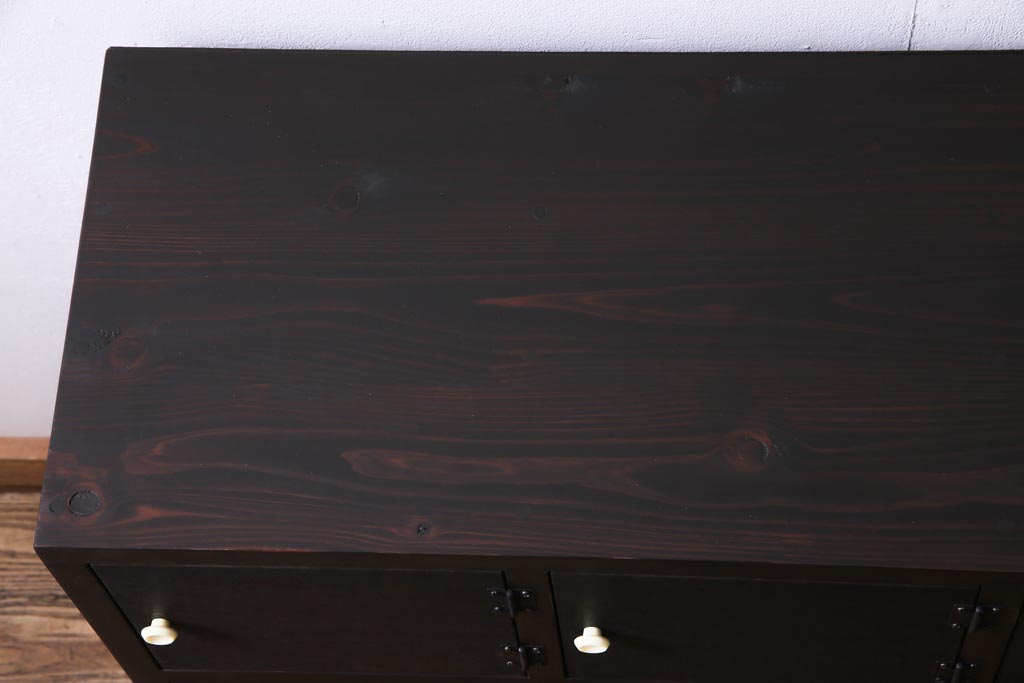 ラフジュ工房オリジナル　3×3マス　落ち着いた色合いの扉付きマス目棚・右開き(収納棚、ロッカー)