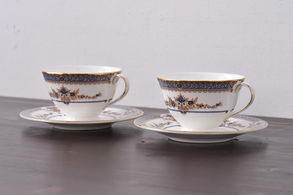 未使用品　ROYAL DOULTON(ロイヤルドルトン)　廃盤　BROADLANDS(ブロードランド)　カップ&ソーサー2客セット(洋食器)