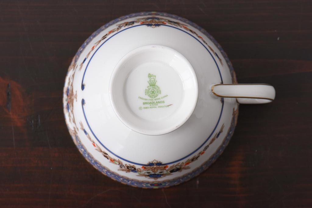 未使用品　ROYAL DOULTON(ロイヤルドルトン)　廃盤　BROADLANDS(ブロードランド)　カップ&ソーサー2客セット(洋食器)