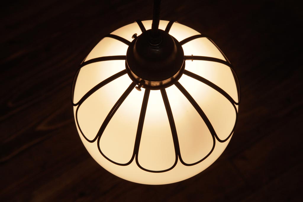 和製アンティーク　戦前　花型の銅金具が付いたペンダントライト(天井照明、シェード、電笠)