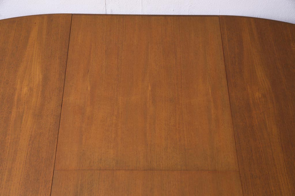 ヴィンテージ家具　北欧ビンテージ　McIntosh(マッキントッシュ)　チーク材　洗練されたデザインが素敵なエクステンションテーブル(ラウンドテーブル)