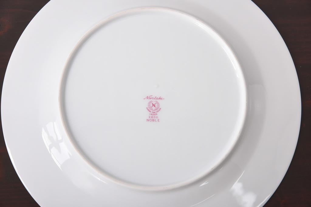 中古　ノリタケ(Noritake)　NOBLE(ノーブル) 2600　金彩　清楚な雰囲気漂う小花柄の小皿5枚セット(プレート、洋食器)(1)