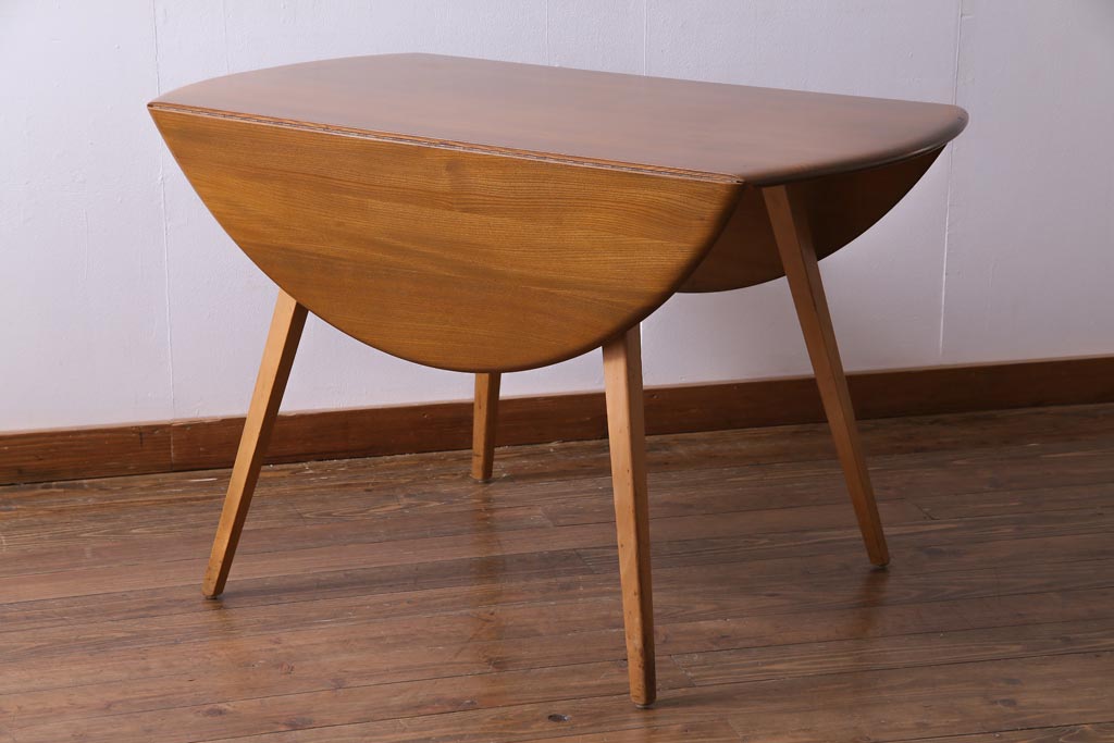 中古　ERCOL(アーコール)　スタイリッシュなデザインが目をひくバタフライテーブル(ドロップリーフテーブル、ダイニングテーブル)(1)