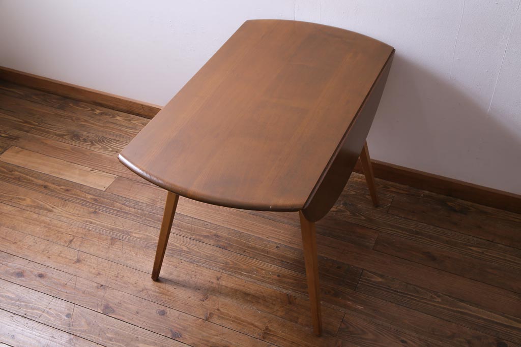 中古　ERCOL(アーコール)　スタイリッシュなデザインが目をひくバタフライテーブル(ドロップリーフテーブル、ダイニングテーブル)(1)