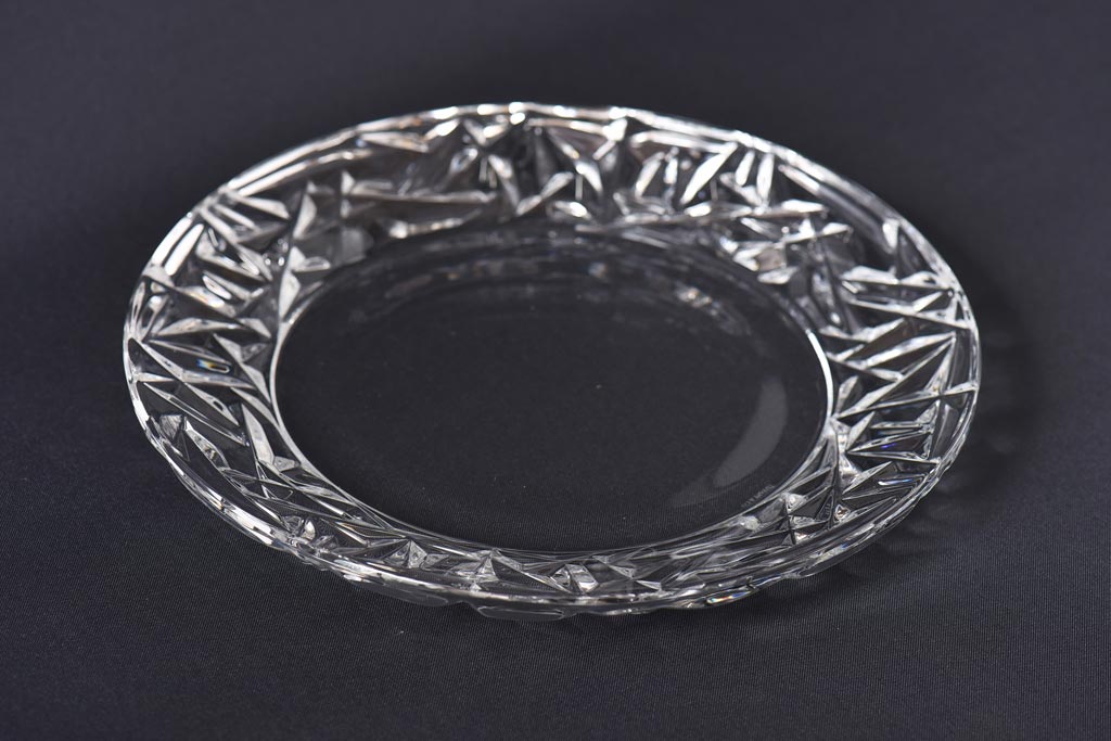 中古　Tiffany&Co.(ティファニー)　品のある演出におすすめなクリスタルプレート(ガラス皿、洋食器)