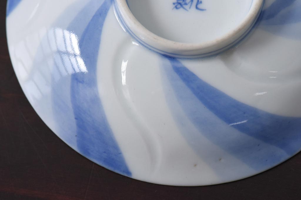 古民具・骨董　江戸期　成化年製　梅花　染付三色ねじり文蓋付茶碗2客セット(和食器)(2)