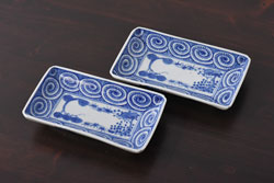 江戸〜明治　豪華! 大名物　金蒔絵　高盛蒔絵　黒漆塗り　梨地　銀松の実　上品な雰囲気と煌びやかなデザインが素敵な花見重(水筒、皿、器、野弁当箱、四段重箱)(R-064003)