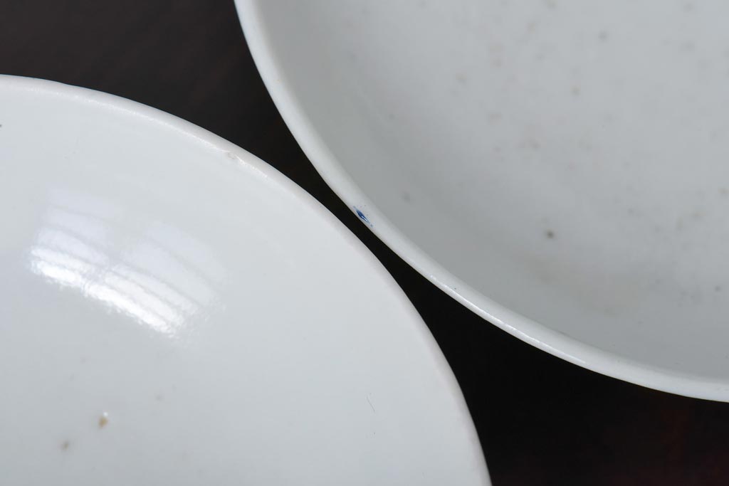 古民具・骨董　龍の図　色絵　独特な絵柄の蓋付き茶碗2客セット(和食器)(1)