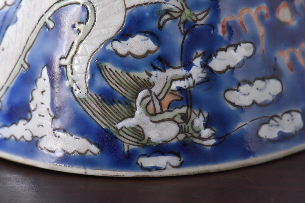古民具・骨董　龍の図　色絵　独特な絵柄の蓋付き茶碗2客セット(和食器)(2)