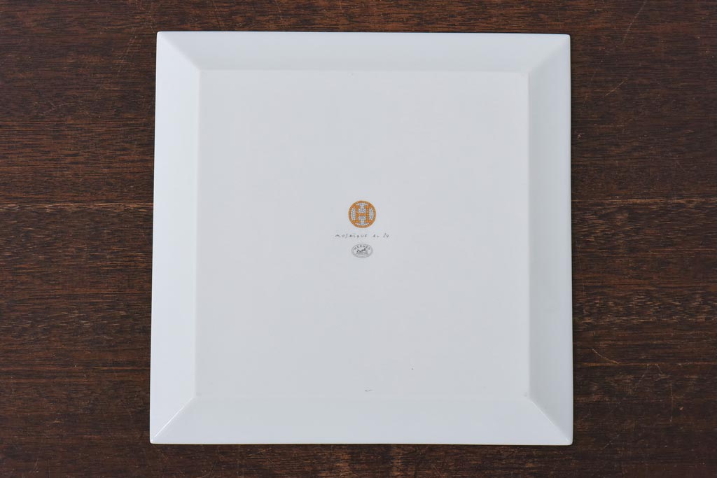 中古　Hermes(エルメス)　モザイク ヴァンキャトル　スクエアプレート、カップ&ソーサー、ティーキャディーセット(洋食器)(定価合計約14万円)