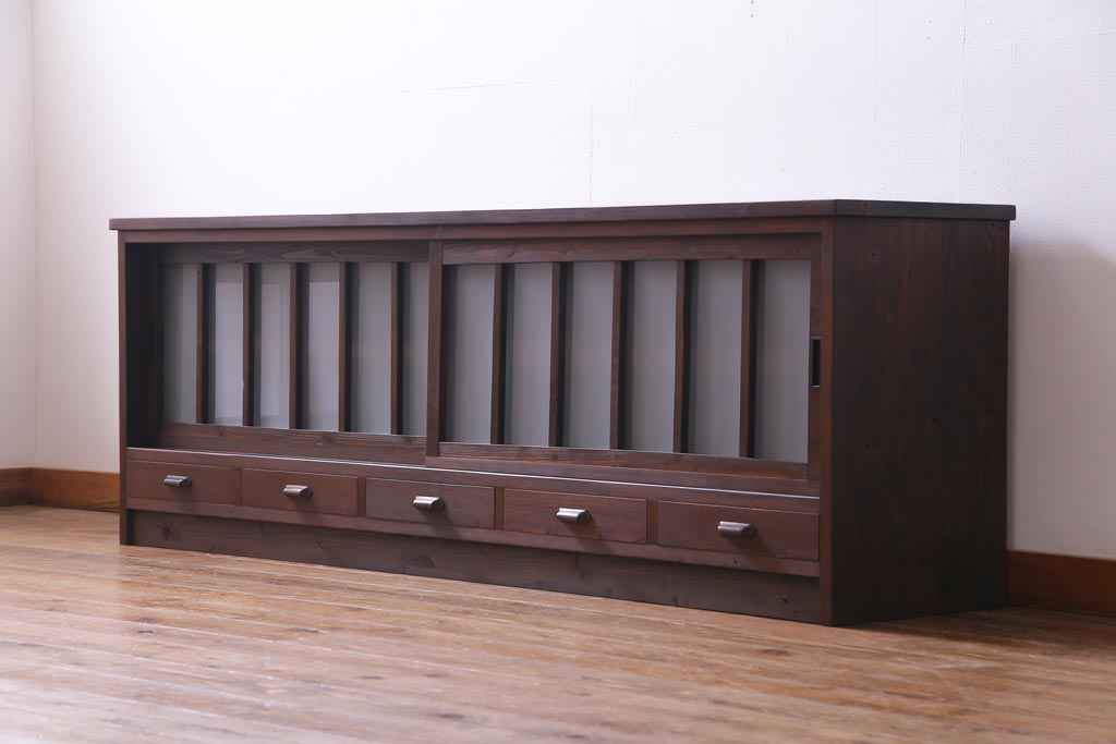 ラフジュ工房オリジナル　引き出し付きのデザインが素敵な古建具リメイクのテレビボード(ローボード)