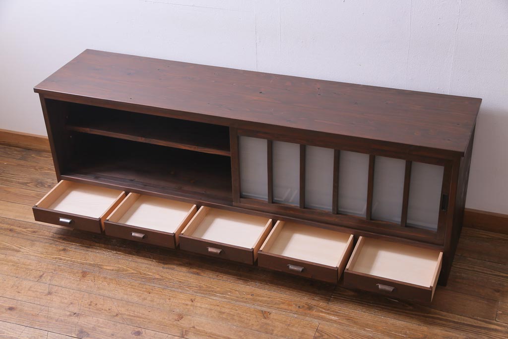 ラフジュ工房オリジナル　引き出し付きのデザインが素敵な古建具リメイクのテレビボード(ローボード)