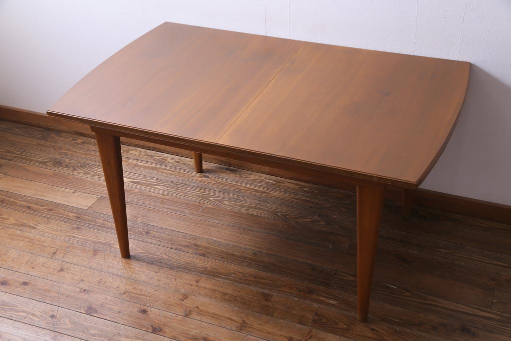 ヴィンテージ家具　イギリスビンテージ　チーク材　シンプルであたたかみのあるエクステンションテーブル(ダイニングテーブル)