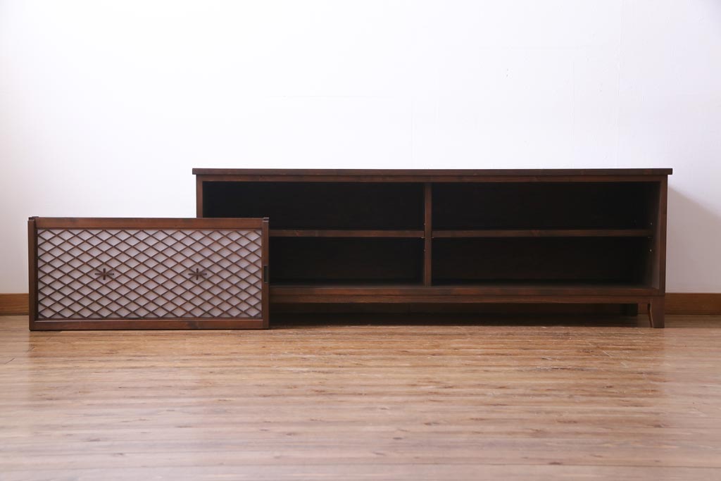 ラフジュ工房オリジナル　組子戸リメイク　斜め格子の建具が魅力的なローボード(戸棚、テレビボード)