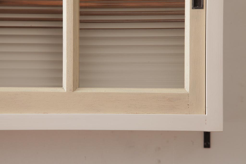 ラフジュ工房オリジナル　建具リメイク　温かなペイントカラーが素敵な壁掛け戸棚(ウォールラック)