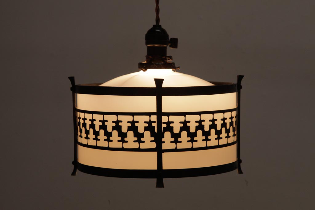和製アンティーク　戦前　真鍮　ノスタルジックな雰囲気が印象的な吊り下げ照明(ペンダントライト、天井照明)
