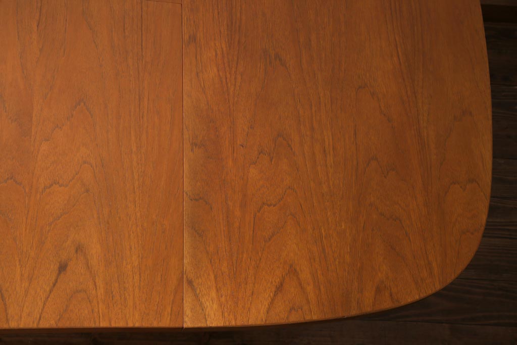 ヴィンテージ家具　北欧ビンテージ　G-PLAN(ジープラン)　角丸型エクステンションテーブル(ダイニングテーブル)
