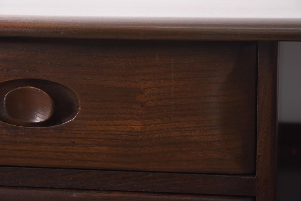 ヴィンテージ家具　イギリスビンテージ　ERCOL(アーコール)　リビングで差をつける希少なパンドラボックスコーヒーテーブル(ローテーブル)