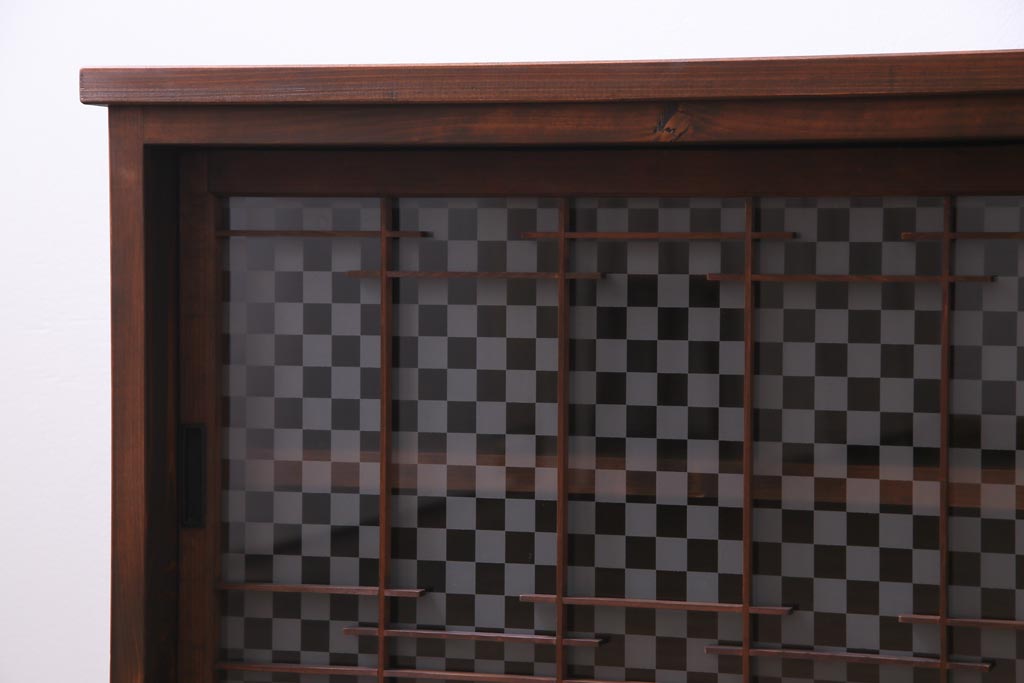 ラフジュ工房オリジナル　古建具リメイク　市松模様のガラスが和モダンな雰囲気醸し出すリビングボード(収納棚、戸棚、テレビボード)