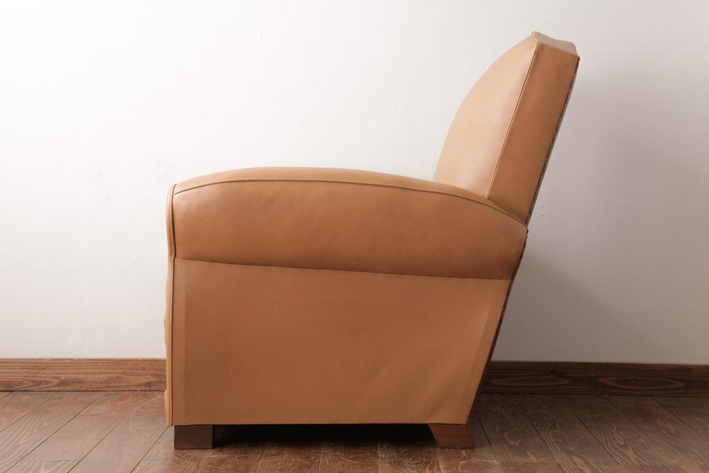 ヴィンテージ家具　フランスビンテージ　キャメル色がおしゃれなシングルソファ(1人掛けソファ)