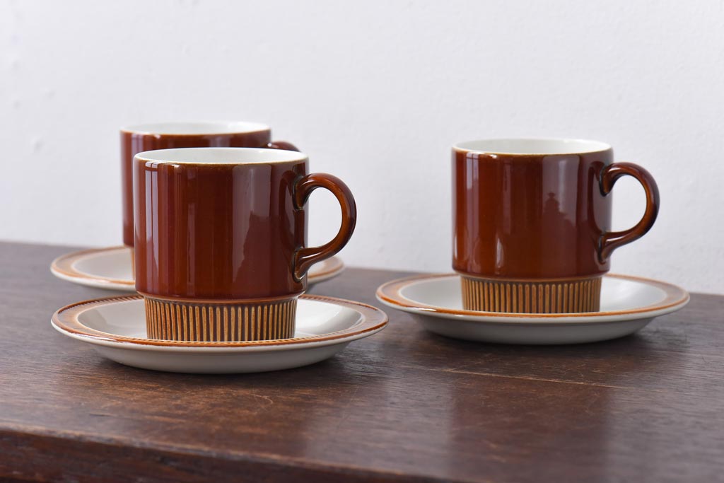 イギリスビンテージ　Poole Pottery(プール・ポタリー)　コンパクトシリーズ　カップ&ソーサー3客セット(3)