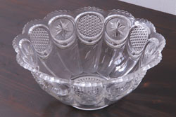 アンティーク雑貨　アメリカビンテージ　星模様が可愛らしいプレスガラスのボウル(深鉢)