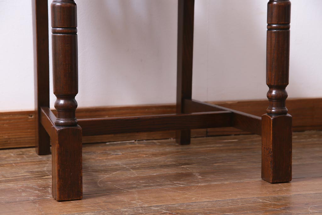 アンティーク家具　イギリスアンティーク　アールデコ様式　高級感のあるシンプルなダイニングチェア(椅子)(2)