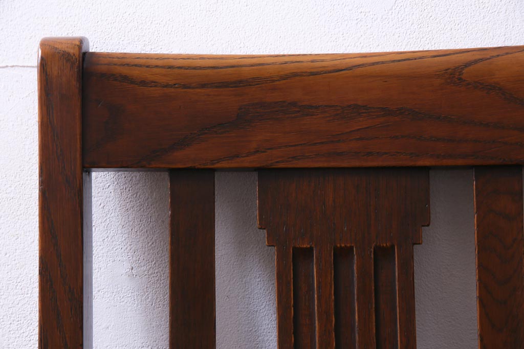 アンティーク家具　イギリスアンティーク　アールデコ様式　高級感のあるシンプルなダイニングチェア(椅子)(3)