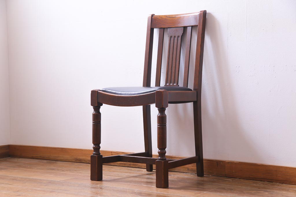 アンティーク家具　イギリスアンティーク　アールデコ様式　高級感のあるシンプルなダイニングチェア(椅子)