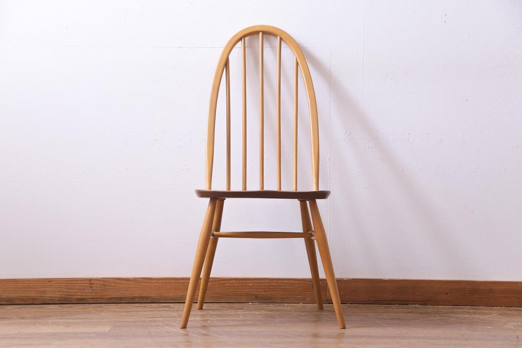 ヴィンテージ家具　イギリスビンテージ　ERCOL(アーコール)　ナチュラルな木味が魅力的なクエーカーチェア(椅子)(1)