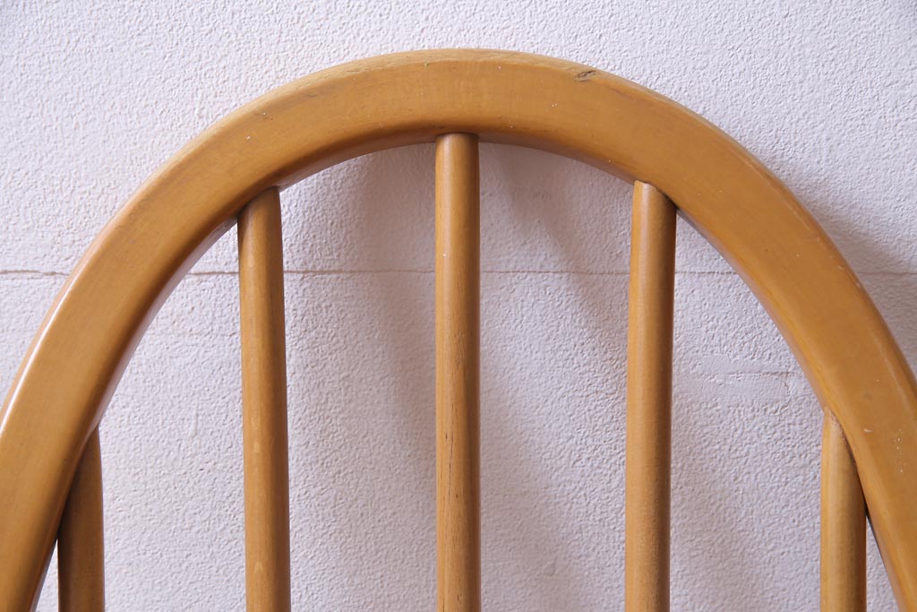 ヴィンテージ家具　イギリスビンテージ　ERCOL(アーコール)　ナチュラルな木味が魅力的なクエーカーチェア(椅子)(1)