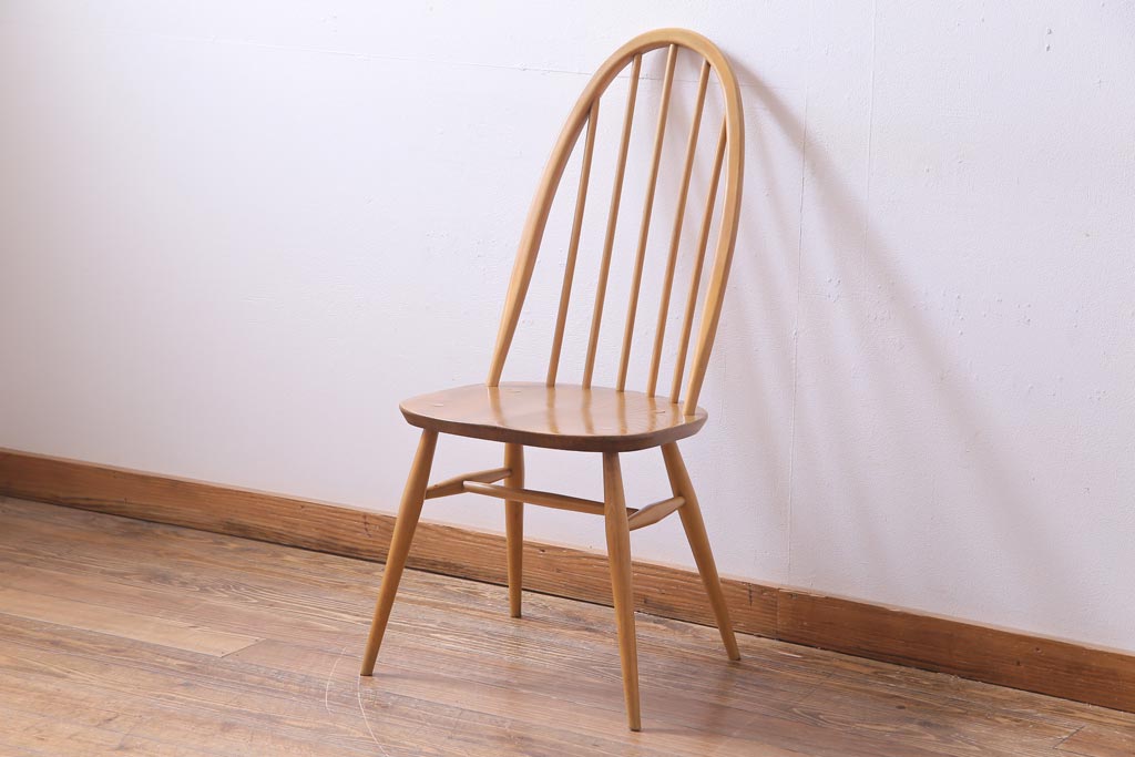 ヴィンテージ家具　イギリスビンテージ　ERCOL(アーコール)　ナチュラルな木味が魅力的なクエーカーチェア(椅子)(2)