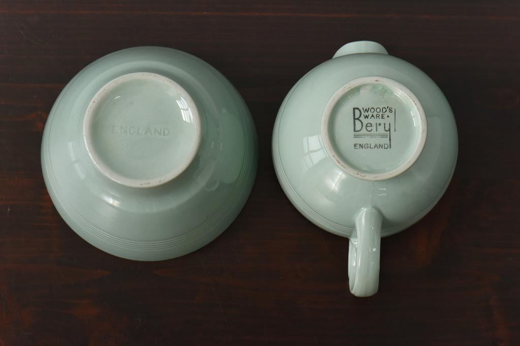 イギリスビンテージ　Woods ware(ウッズウエア)　Beryl(ベロル)　ティーセット(シュガーボウル、ミルクポット)