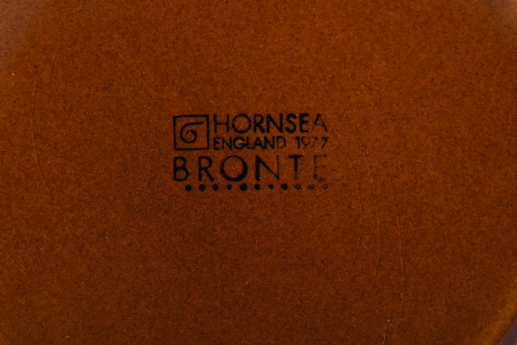 イギリスビンテージ　HORNSEA(ホーンジー)　BRONTE(ブロンテ)シリーズ　トリオ2客セット(カップ、ソーサー、プレート、洋食器)