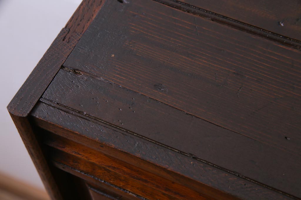 アンティーク家具　イギリスアンティーク　オーク材　引き戸付きのレトロな薄型シャツケース(チェスト、ドロワー、引き出し)(1)
