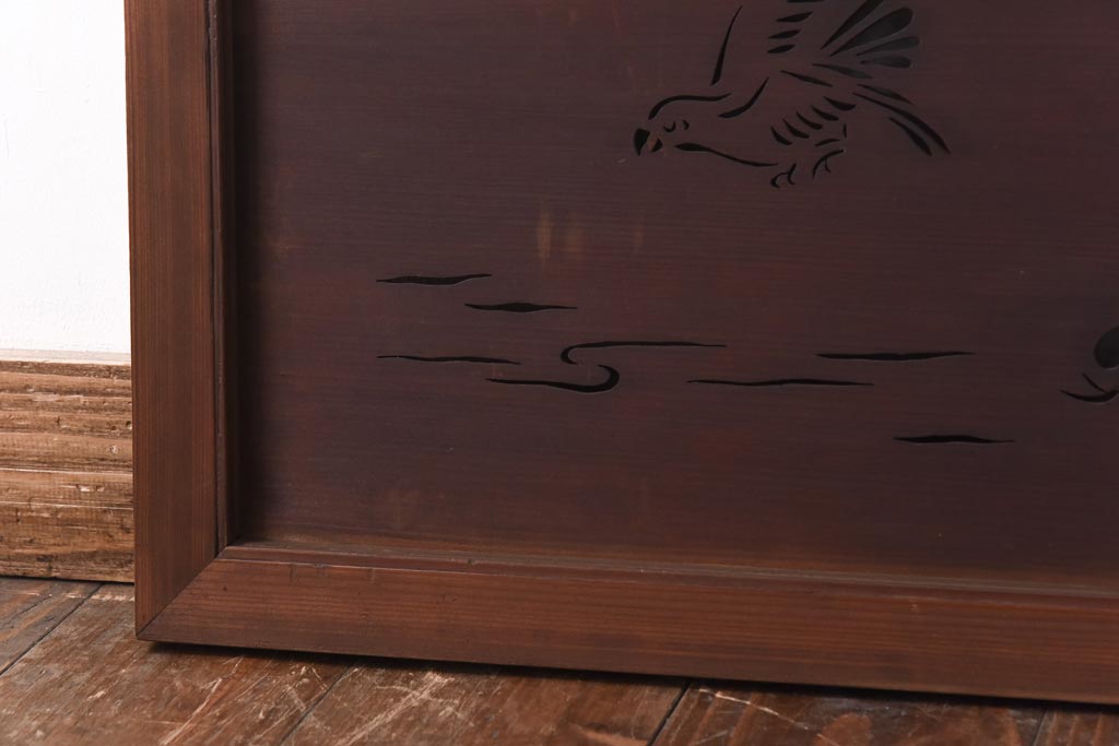 和製アンティーク　松と鳥の図　情緒溢れる透かしの欄間(明り取り、明かり取り)