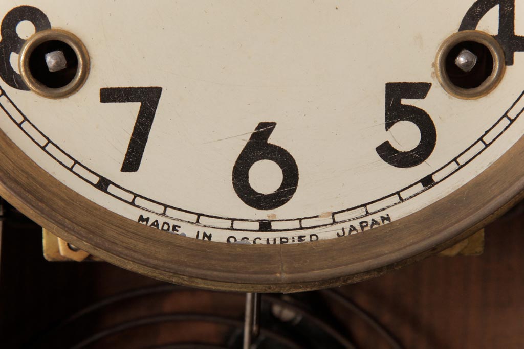 アンティーク雑貨　Meiji(明治時計社)　手巻き式　クラシカルな佇まいの掛け時計(柱時計、振り子時計)