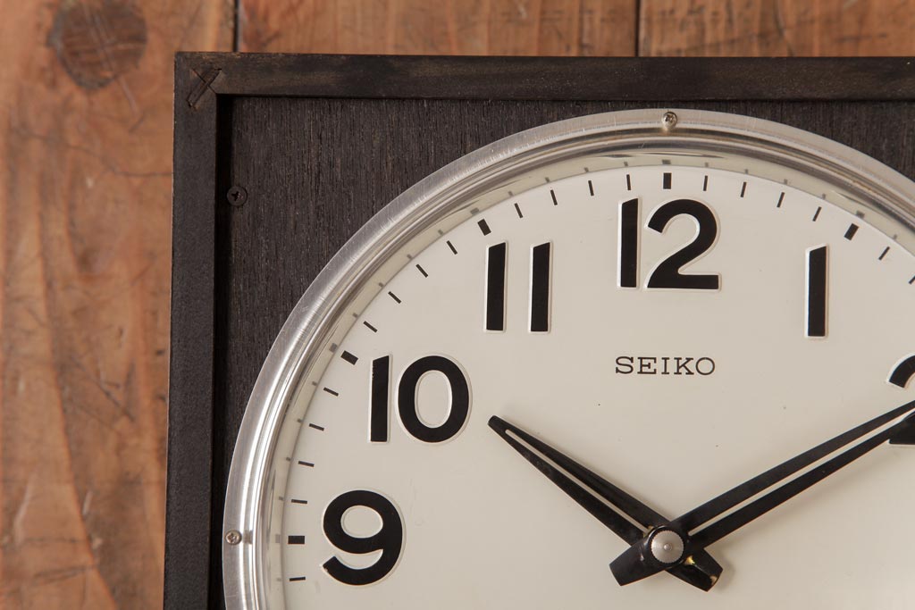 アンティーク雑貨　SEIKO(セイコー)　30DAY・1ヵ月巻　手巻き式　日付曜日付き掛け時計(柱時計、振り子時計)
