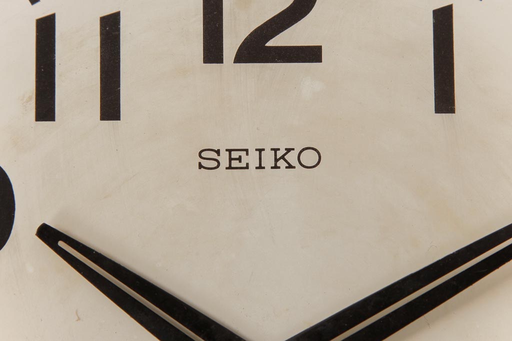 アンティーク雑貨　SEIKO(セイコー)　30DAY・1ヵ月巻　手巻き式　TIME DATER　日付曜日付き掛け時計(柱時計、振り子時計)