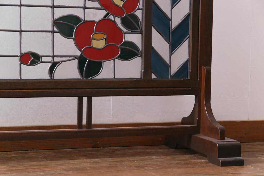 アンティーク雑貨　ラフジュ工房オリジナルステンドグラス　昭和初期　当時もの色ガラス　ステンドグラス　椿の図がおしゃれな衝立(パーテーション、つい立て、仕切り)