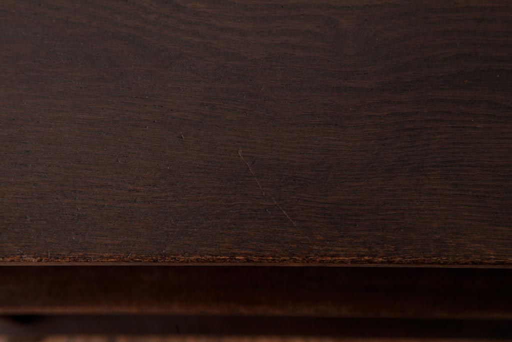 中古　指物家具　桑材　落ち着いた和の雰囲気が漂う上品な茶棚(飾り棚)