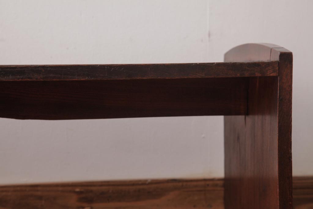 アンティーク家具　和製アンティーク　総ケヤキ材　シンプルで渋さの漂う文机(座机)