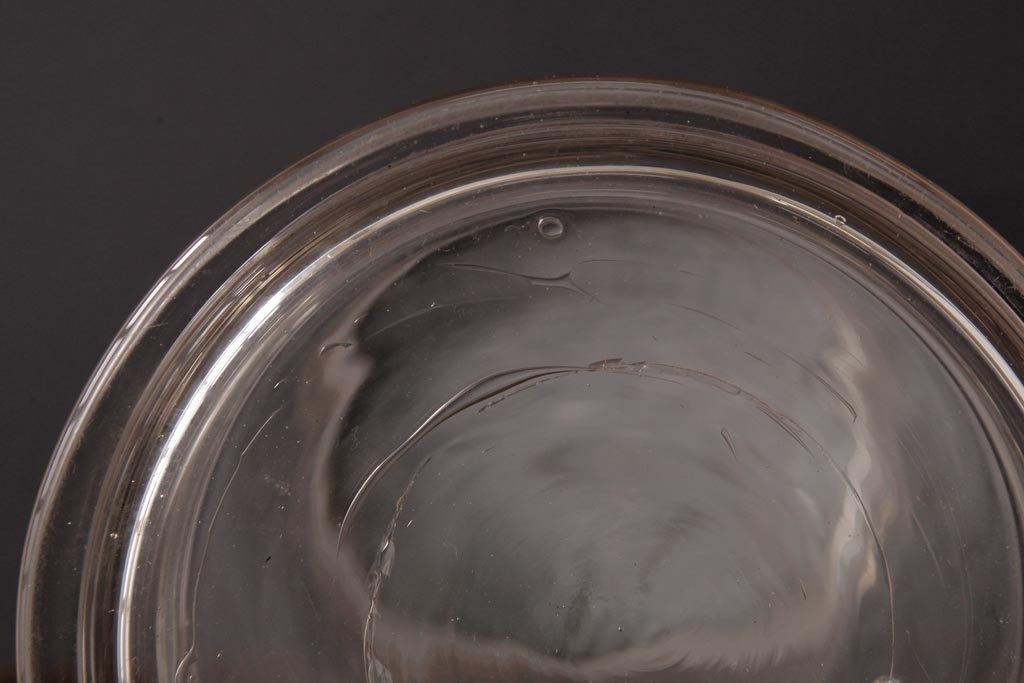 アンティーク雑貨　昭和レトロ　昔懐かしい雰囲気を演出する丸型ガラスビン(ガラス瓶、キャニスター)