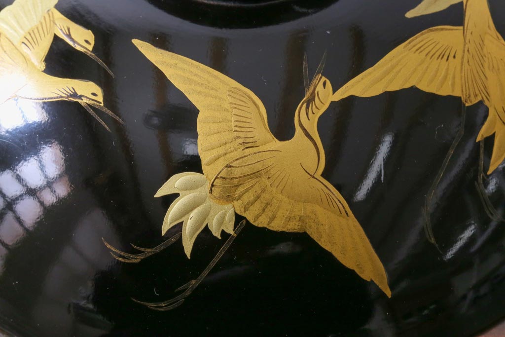 和製アンティーク　鶴・亀図柄　黒漆に金彩蒔絵が映える木製お椀5客セット(漆器)