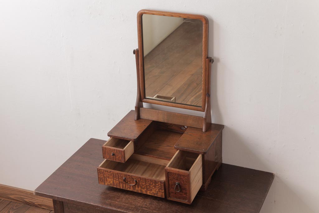 アンティーク雑貨　和製アンティーク　タモ材の木目が美しい卓上サイズの鏡台(鏡)
