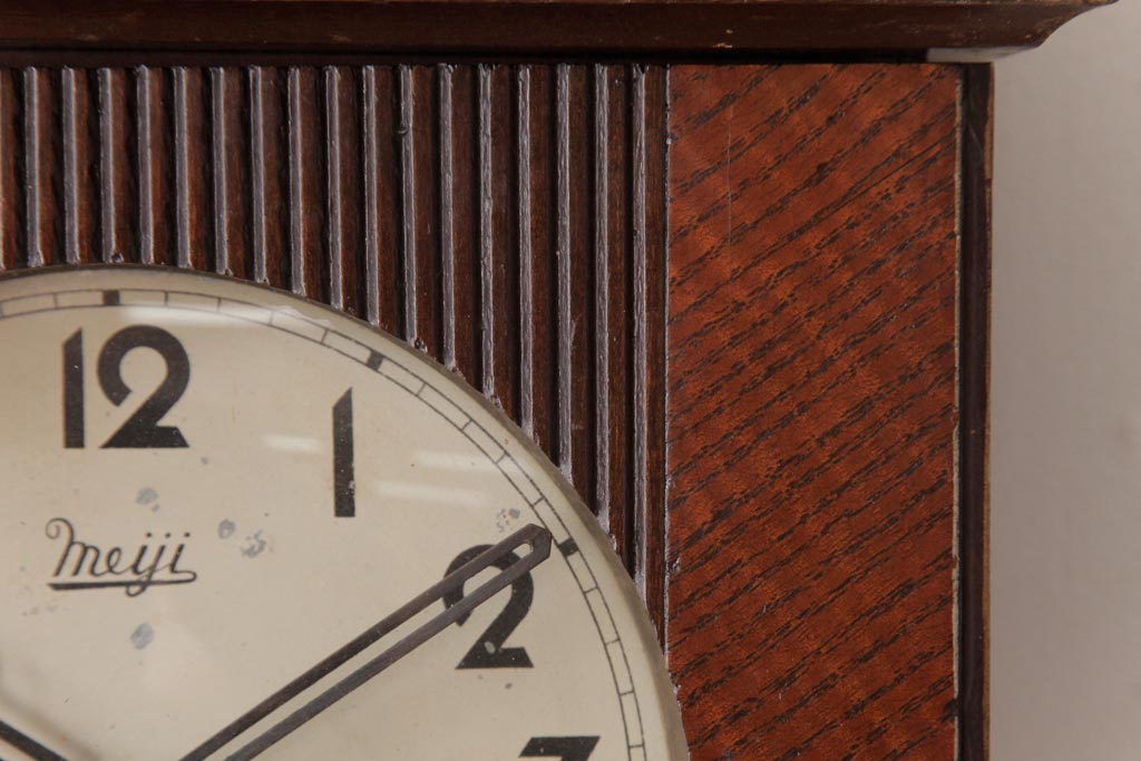 アンティーク雑貨　Meiji(明治時計社)　手巻き式　クラシカルな佇まいの掛け時計(柱時計、振り子時計)(1)